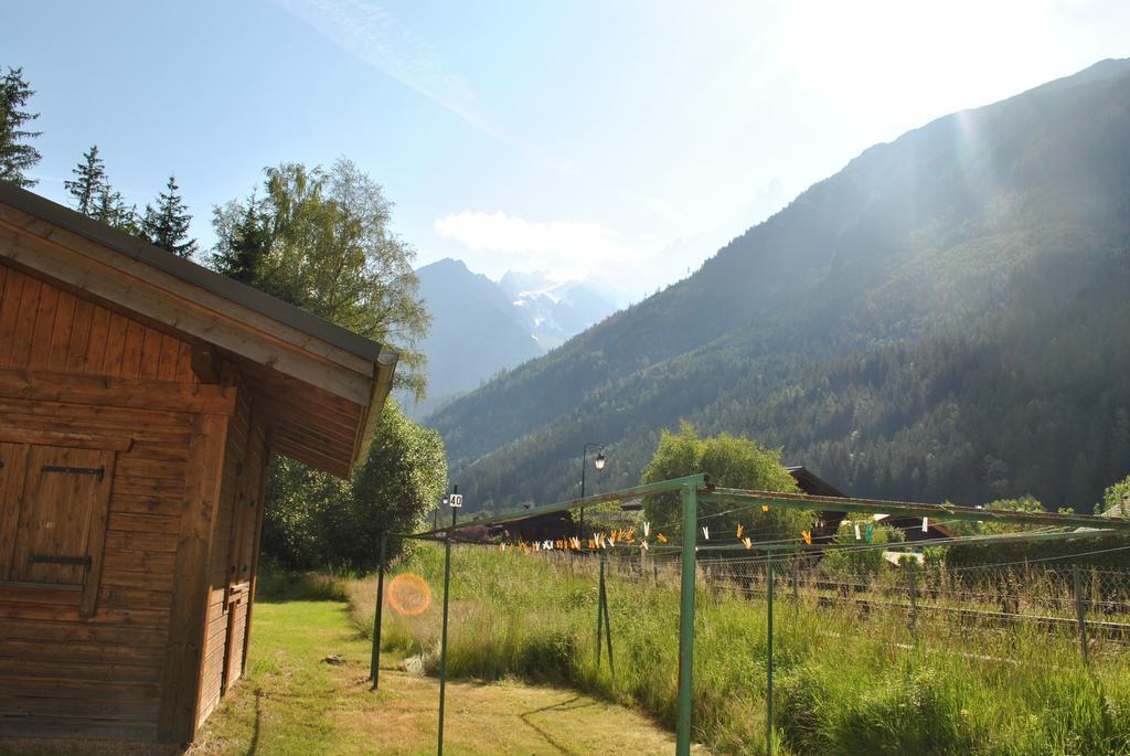 Hostel Fleur Des Neiges Chamonix Exteriér fotografie